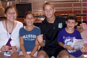 Postgame autograph 3.gif